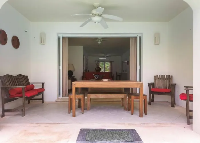 Stunning Condo In Excellent Location